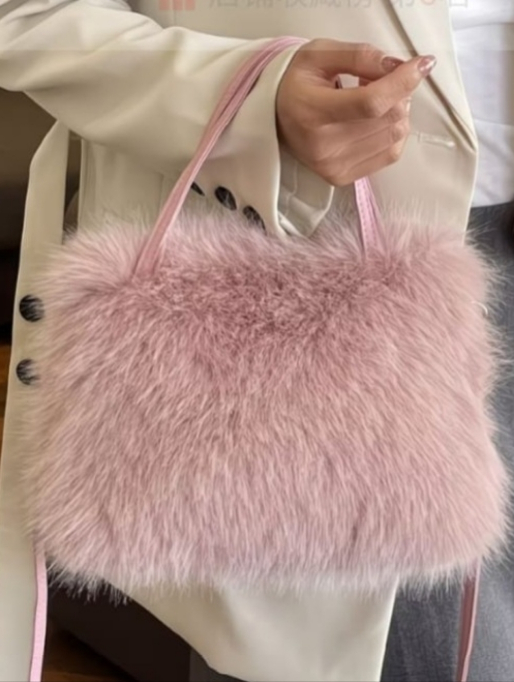 🪷🎀Brand New Plush Faux Fur Pink Crossbody Bag